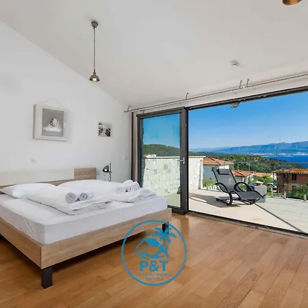 With Pool In Vrbnik-insel Krk 57959 Villa *