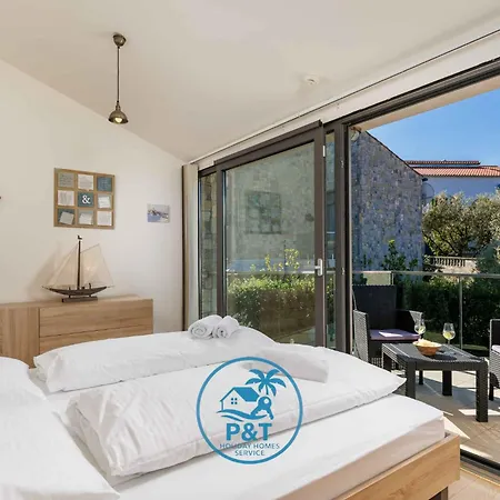Villa With Pool In Vrbnik-insel Krk 57959 Vrbnik (Primorje-Gorski Kotar)